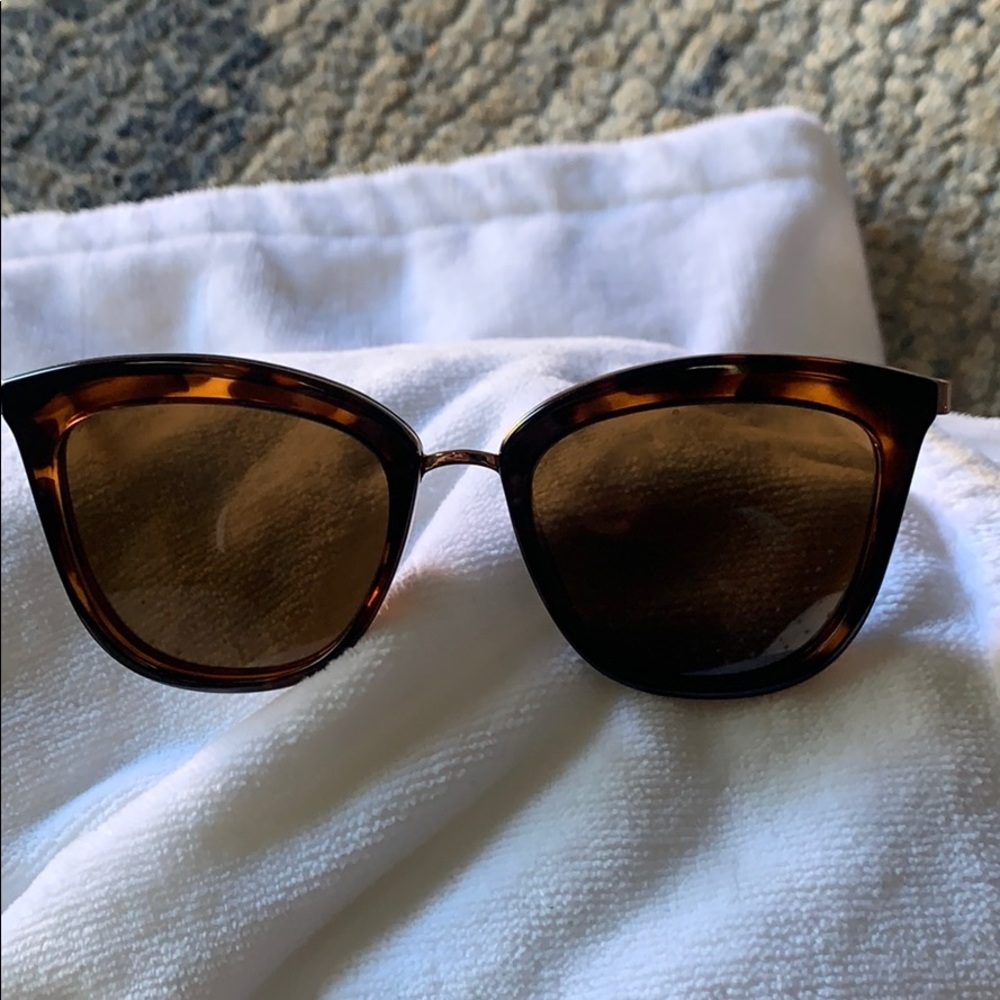 Le specs sun glasses 🤓